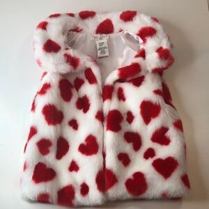 Max Studio Kids Faux Fur Vest with Red and White Hearts all over Little Girls XS